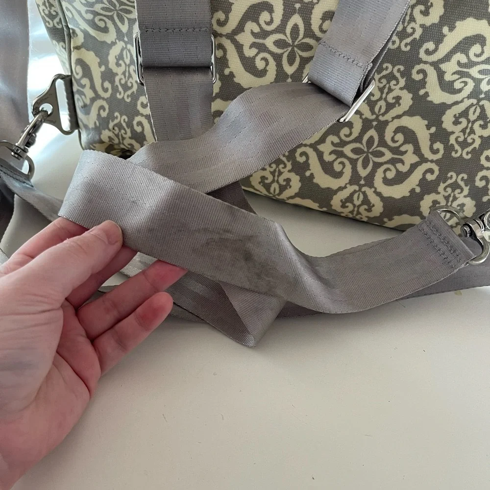 PETUNIA PICKLE BOTTOMS DIAPER BAG 👶 🍼